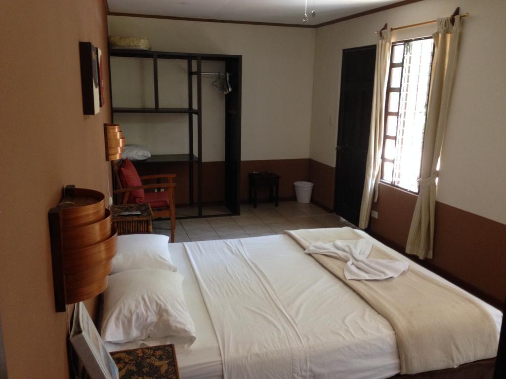 Dushi Vida Country Inn 알라후엘라 객실 사진