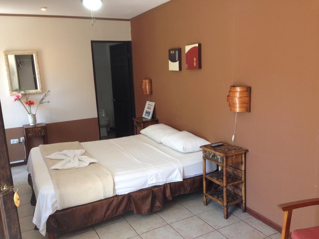 Dushi Vida Country Inn 알라후엘라 객실 사진